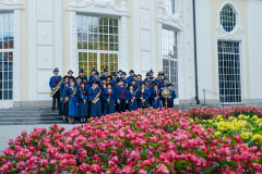 stadtkapelle-gruppenaufnahme-vor-wandelhalle